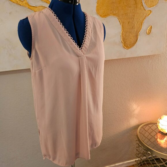 pink loop neck blouse - Picture 1 of 7
